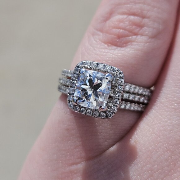 18K White Gold Simon G 1.48TCW Fracture Filled Diamond Wedding Set Size 5.75 - Picture 1 of 16